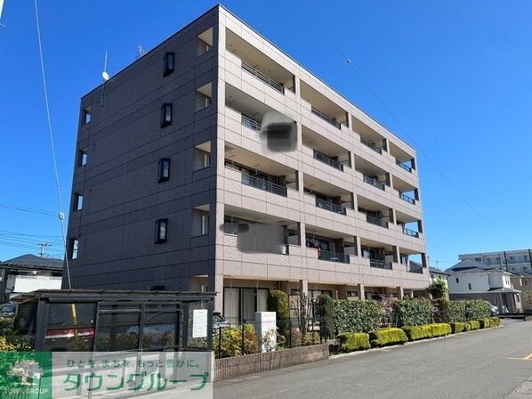 ラ・エルシオンの物件外観写真